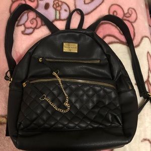 Black Adrienne Vittadini Backpack